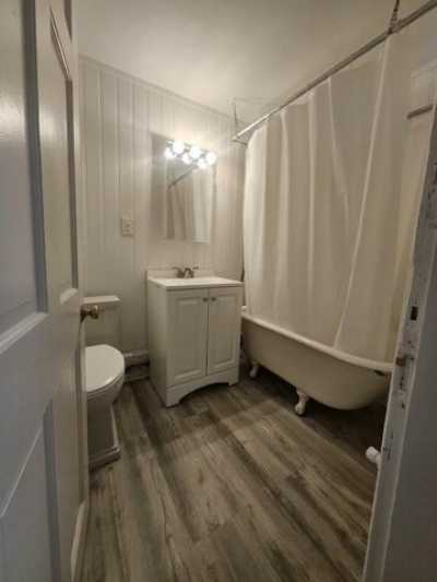 Apartment For Rent in 