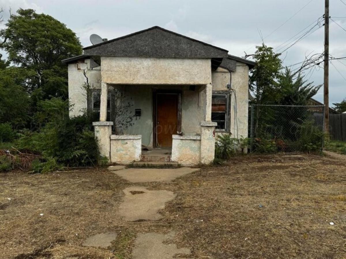 Picture of Home For Sale in Pampa, Texas, United States