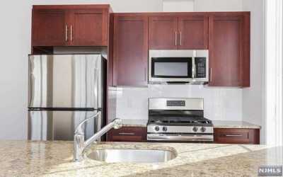 Apartment For Rent in 