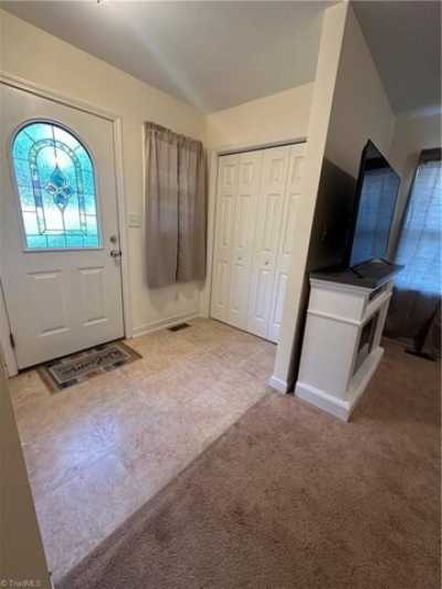 Home For Sale in Clemmons, North Carolina