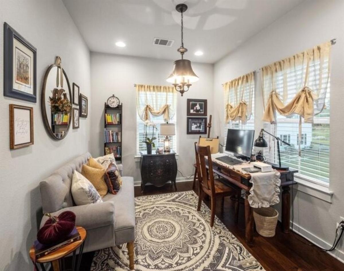 Picture of Home For Sale in Driftwood, Texas, United States