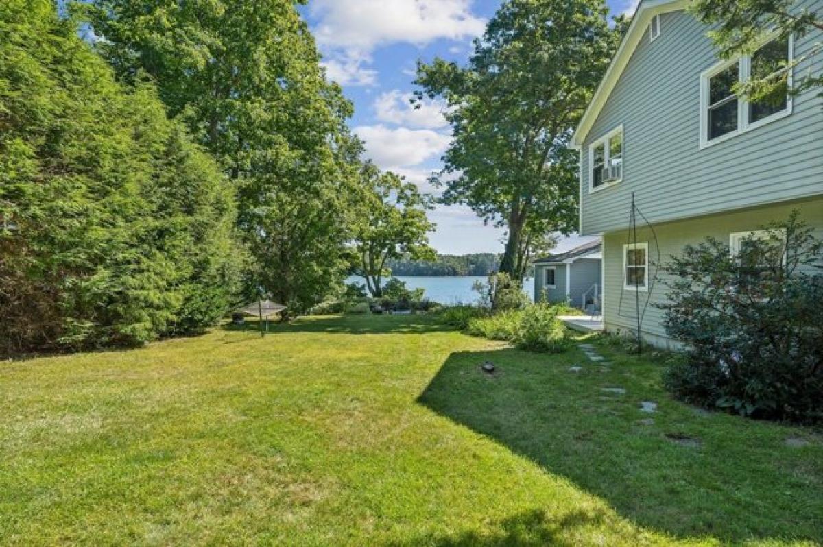 Picture of Home For Sale in Freeport, Maine, United States