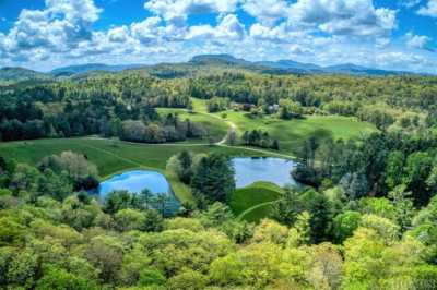 Home For Sale in Cashiers, North Carolina