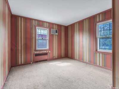 Home For Sale in Bayside, New York