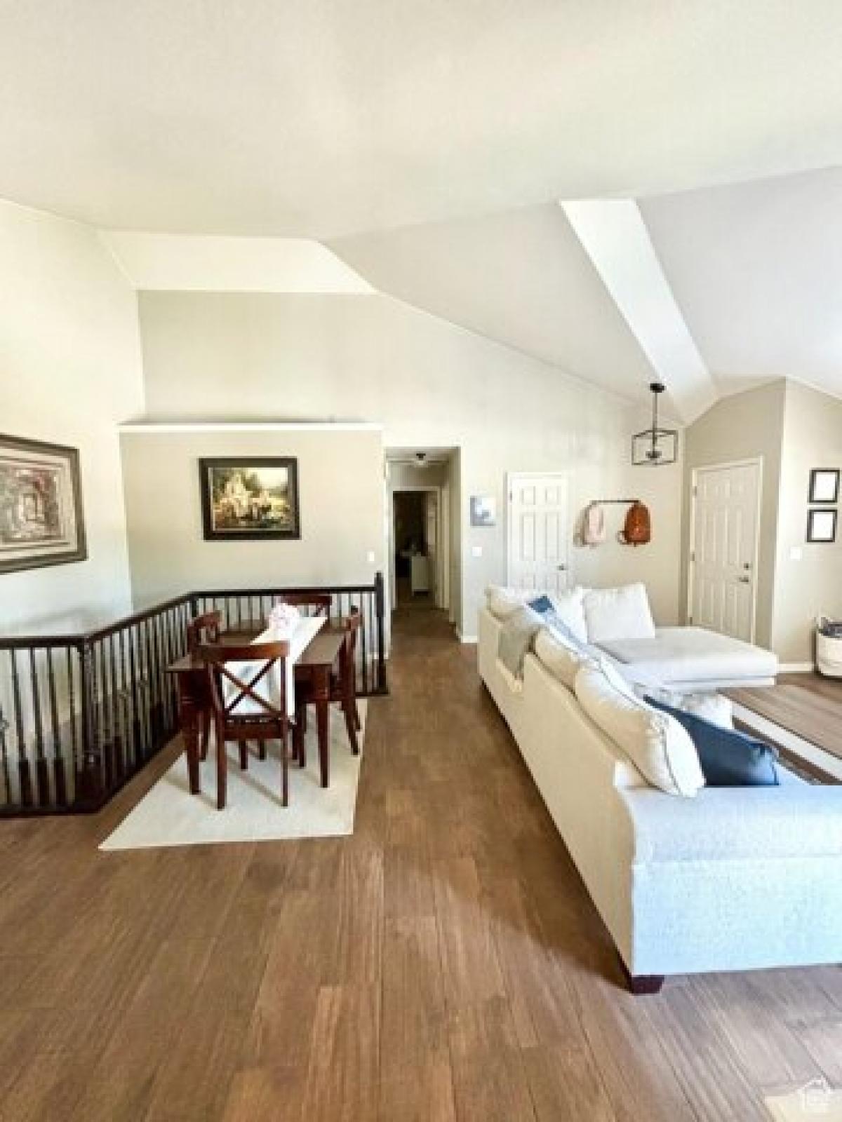 Picture of Home For Sale in Sandy, Utah, United States