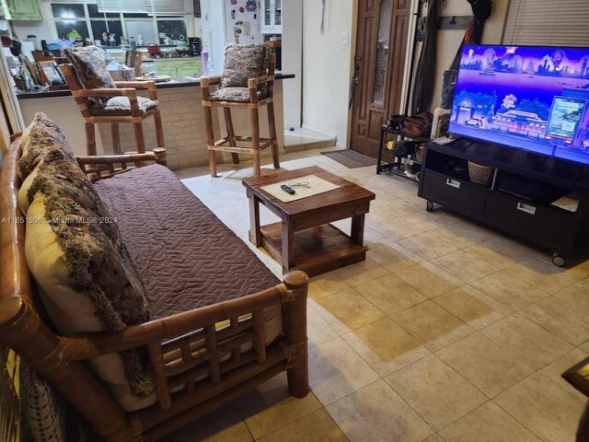 Picture of Home For Sale in Miramar, Florida, United States