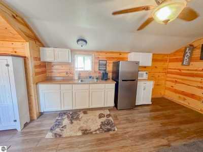 Home For Sale in Houghton Lake, Michigan