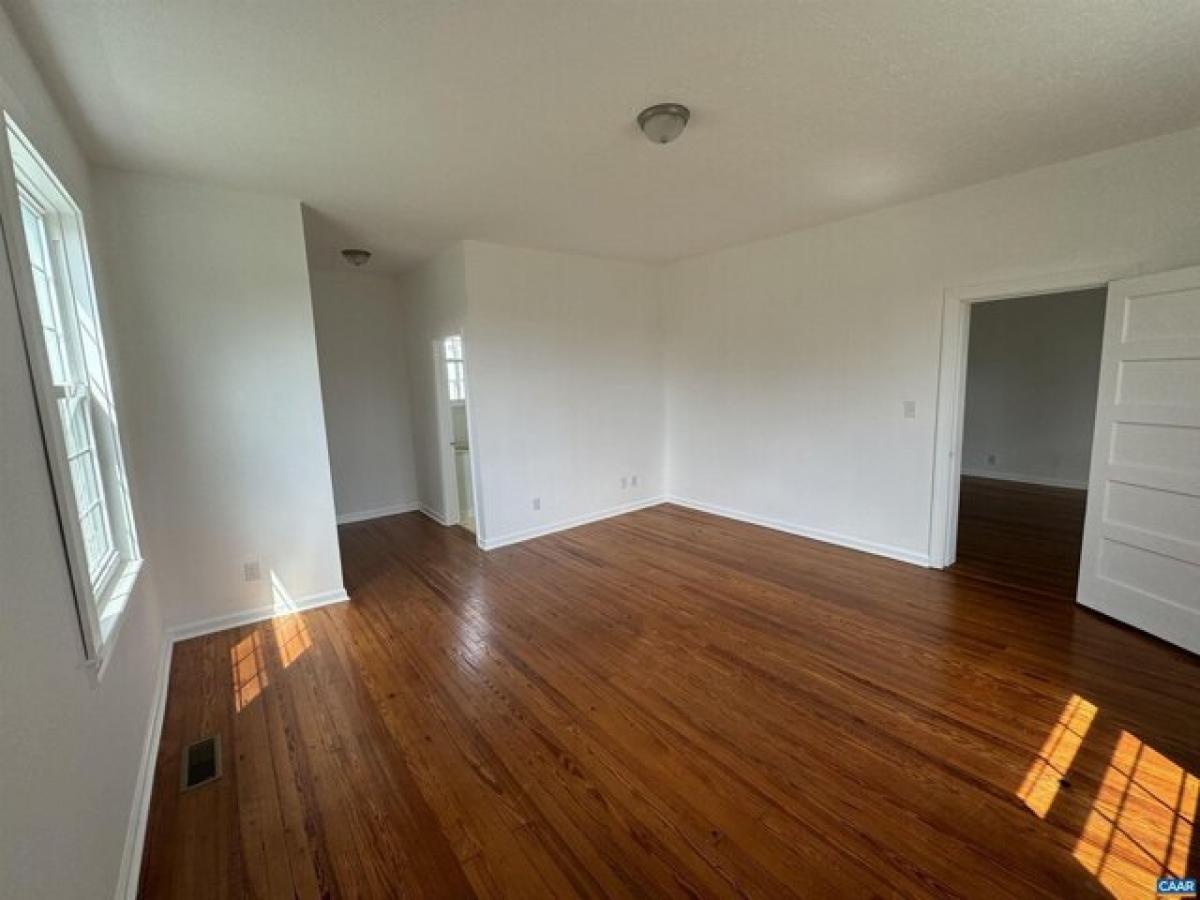 Picture of Home For Sale in Scottsville, Virginia, United States