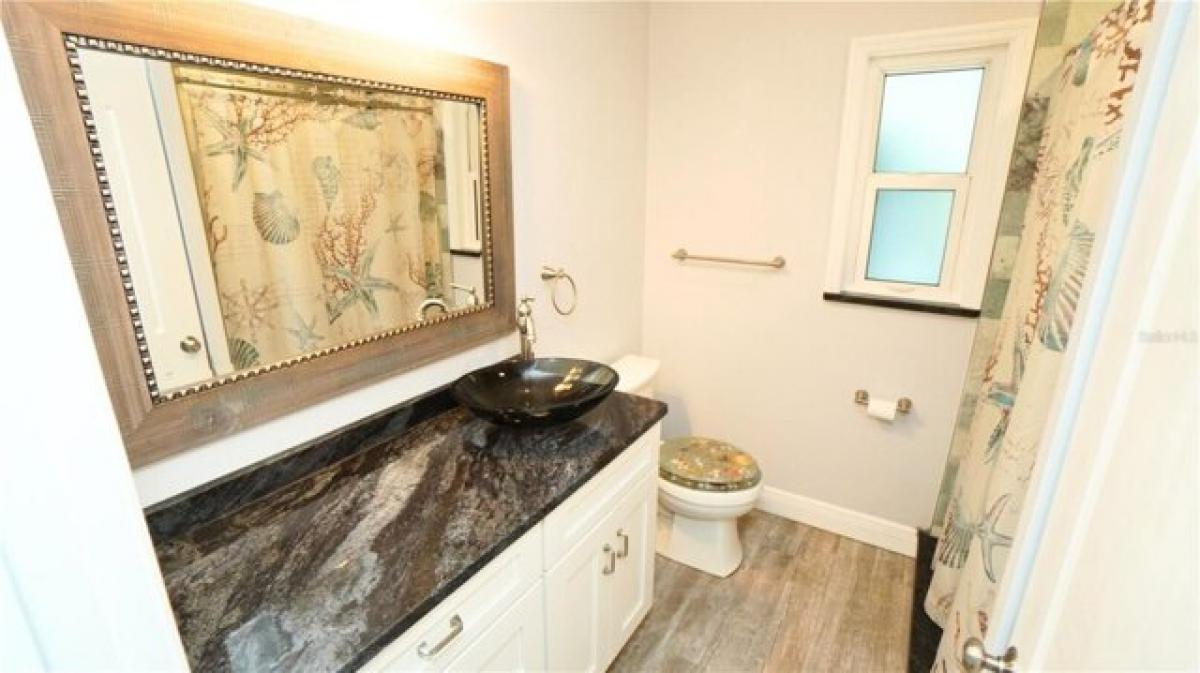 Picture of Home For Sale in Gulfport, Florida, United States