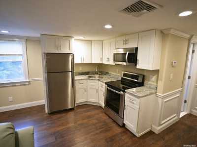 Apartment For Rent in Huntington, New York