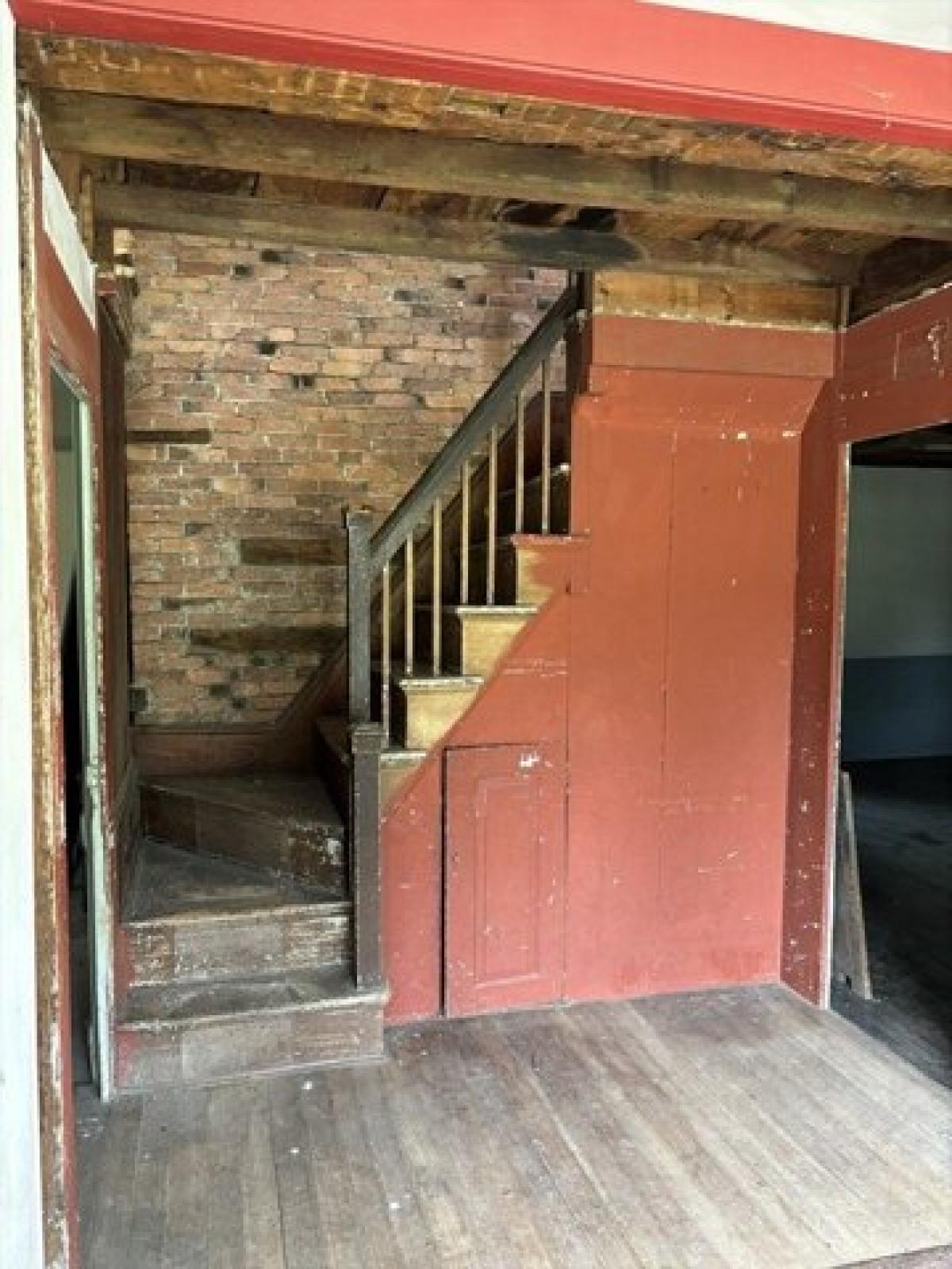 Picture of Home For Sale in Dover, Massachusetts, United States