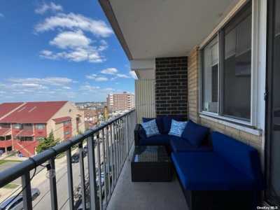 Apartment For Rent in Long Beach, New York