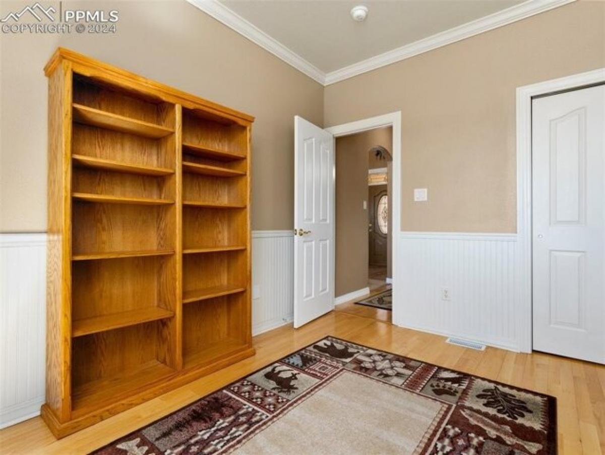 Picture of Home For Sale in Pueblo West, Colorado, United States