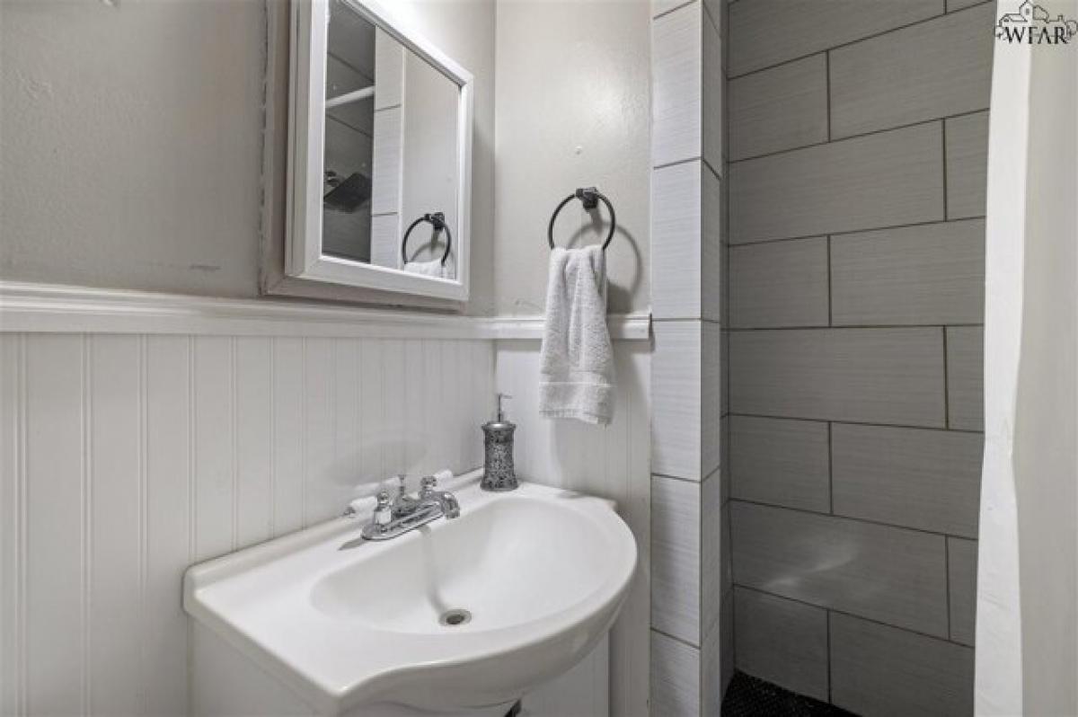 Picture of Home For Sale in Wichita Falls, Texas, United States