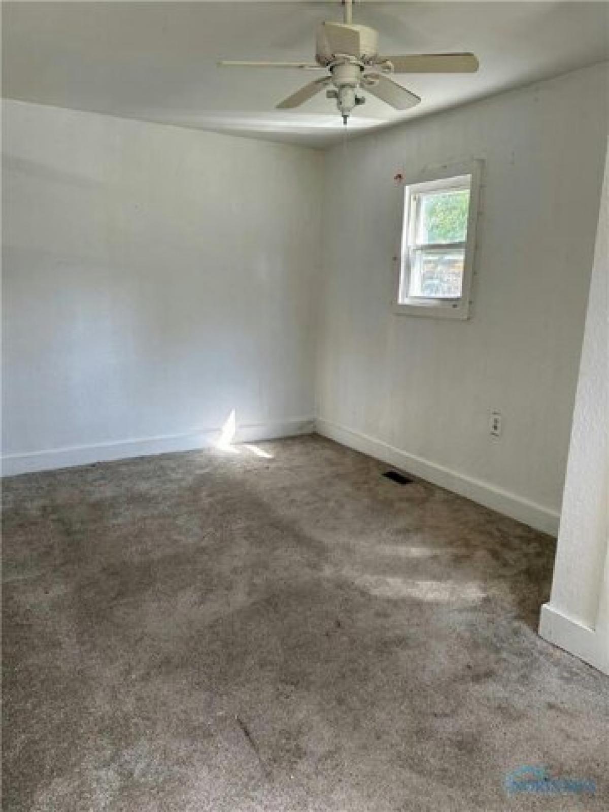 Picture of Home For Sale in Defiance, Ohio, United States