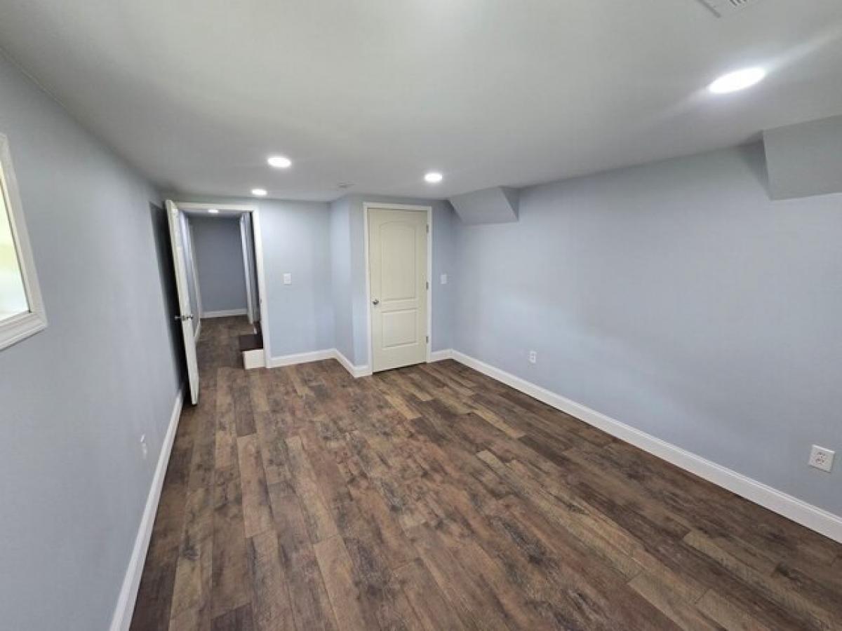 Picture of Home For Sale in Eccles, West Virginia, United States