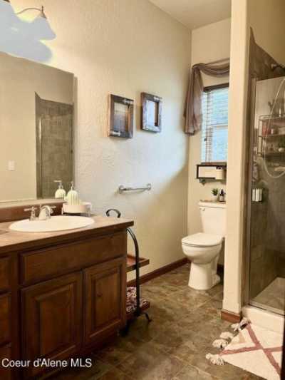 Home For Sale in Dalton Gardens, Idaho