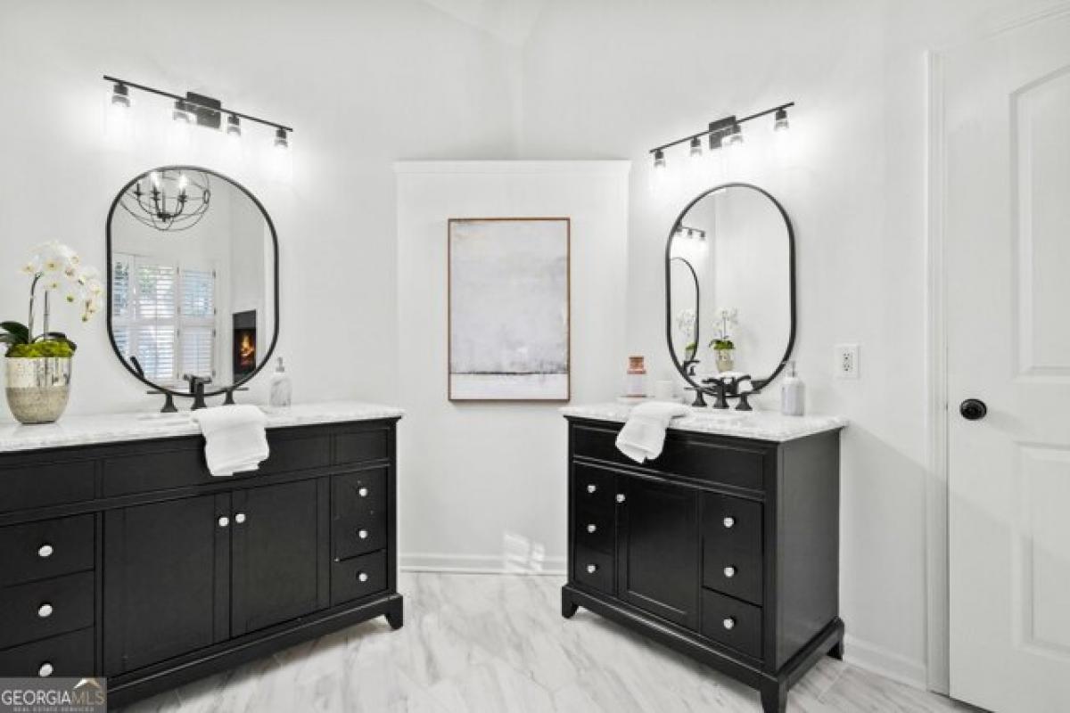 Picture of Home For Sale in Woodstock, Georgia, United States