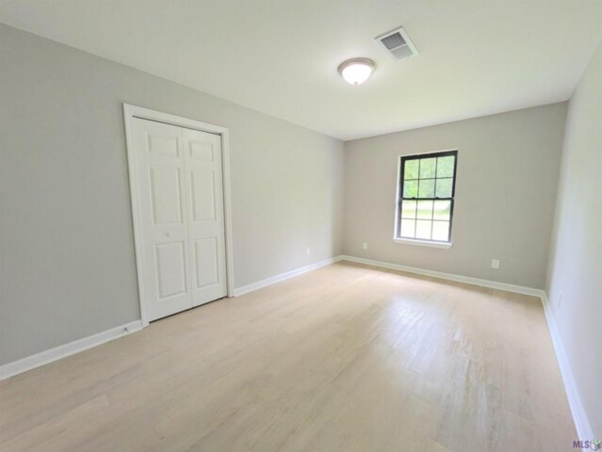 Picture of Home For Sale in Livingston, Louisiana, United States