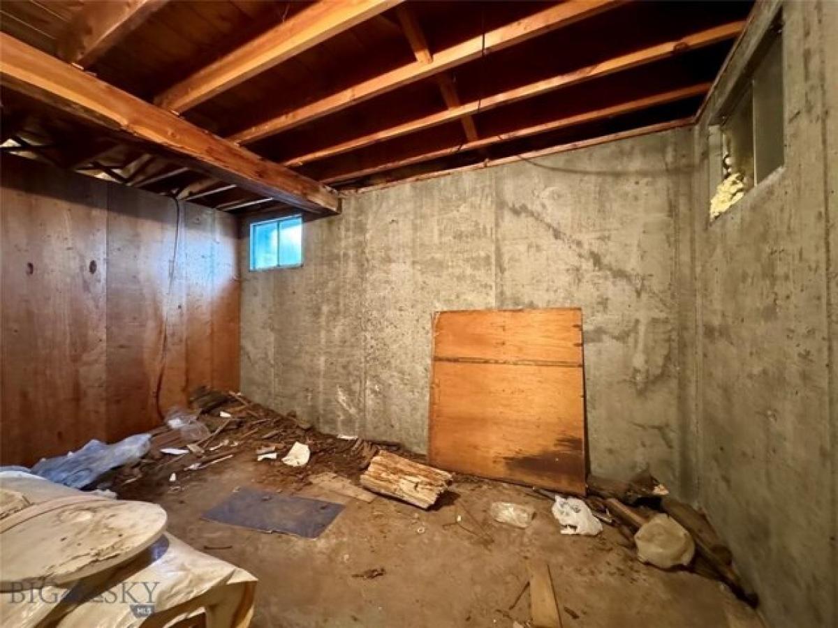 Picture of Home For Sale in Livingston, Montana, United States