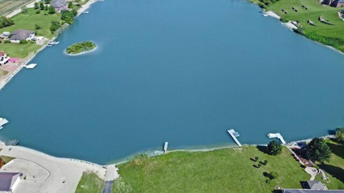 Picture of Residential Land For Sale in Seneca, Illinois, United States