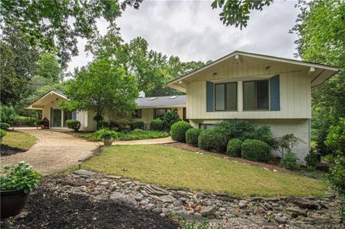 Picture of Home For Sale in Williamsburg, Virginia, United States