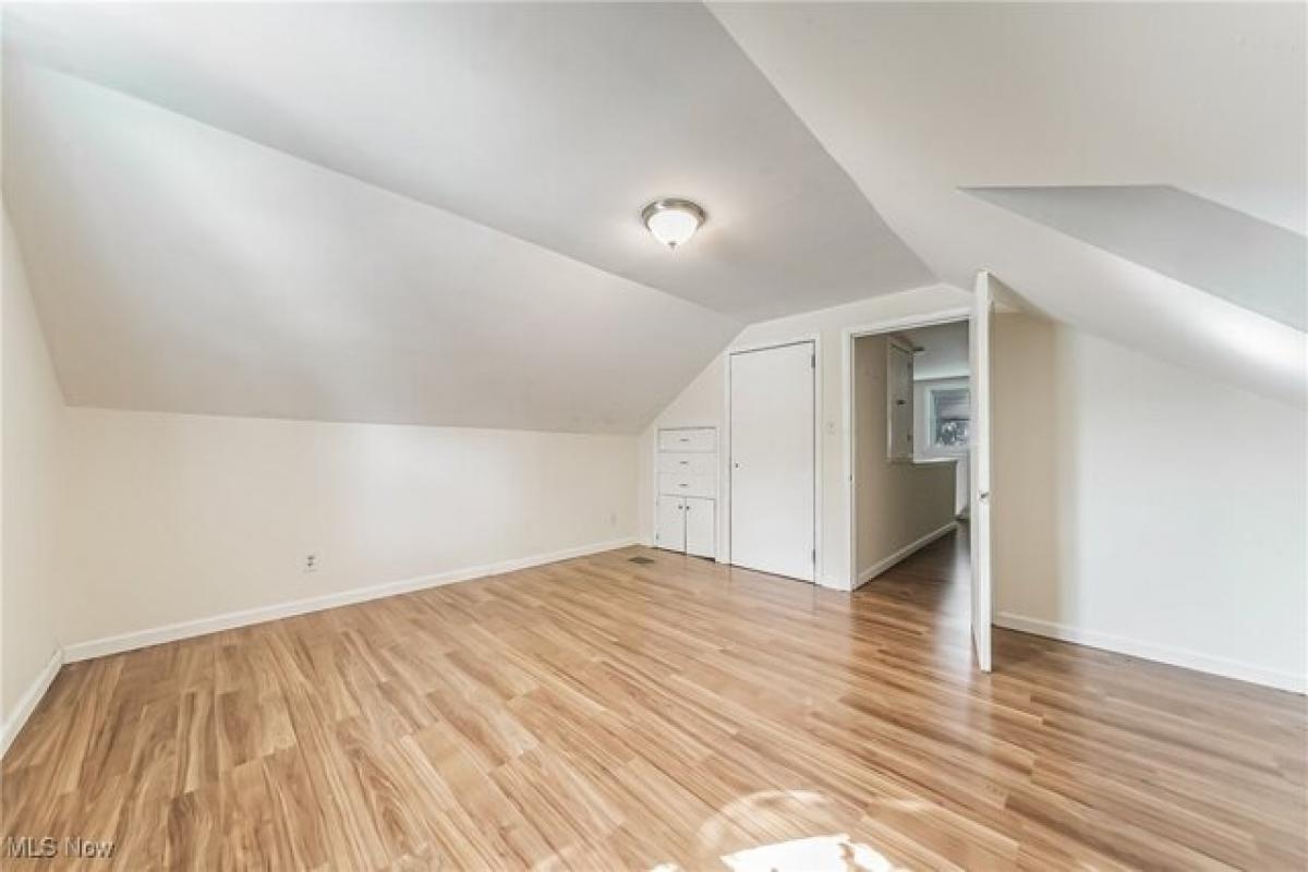 Picture of Home For Sale in Parma, Ohio, United States