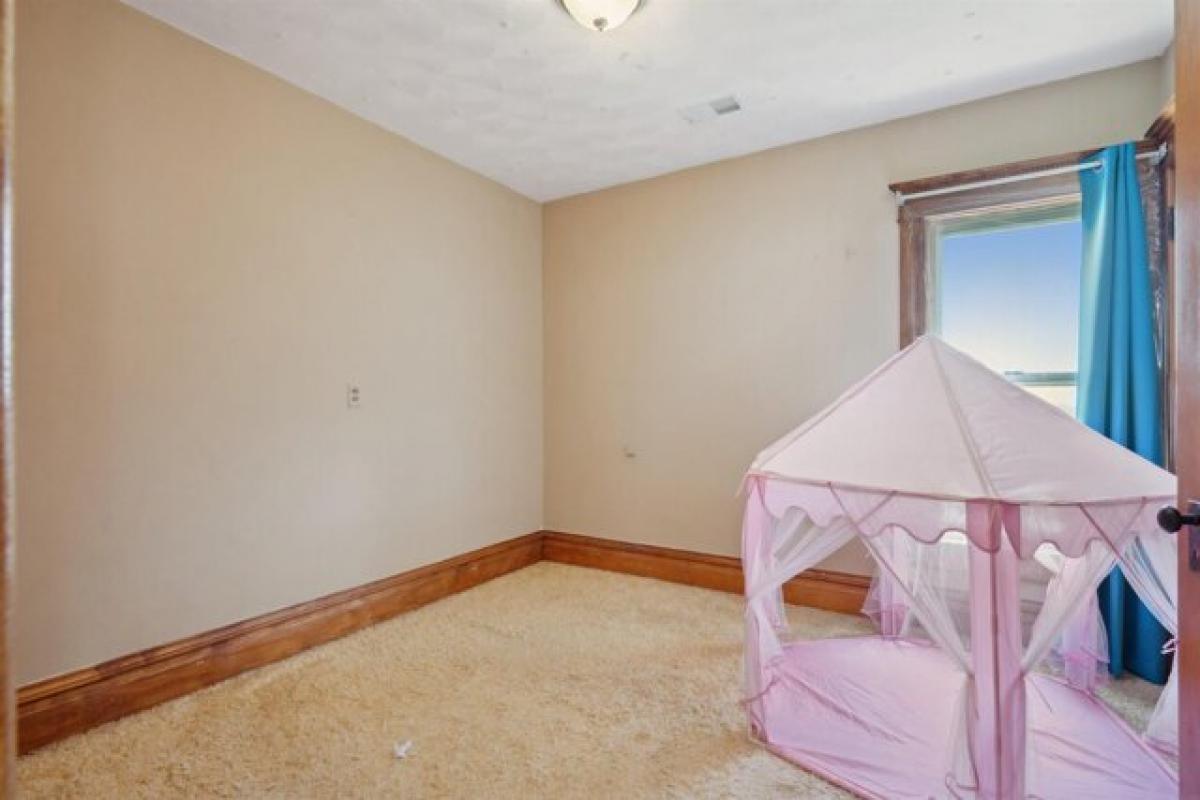 Picture of Home For Sale in Dunkerton, Iowa, United States