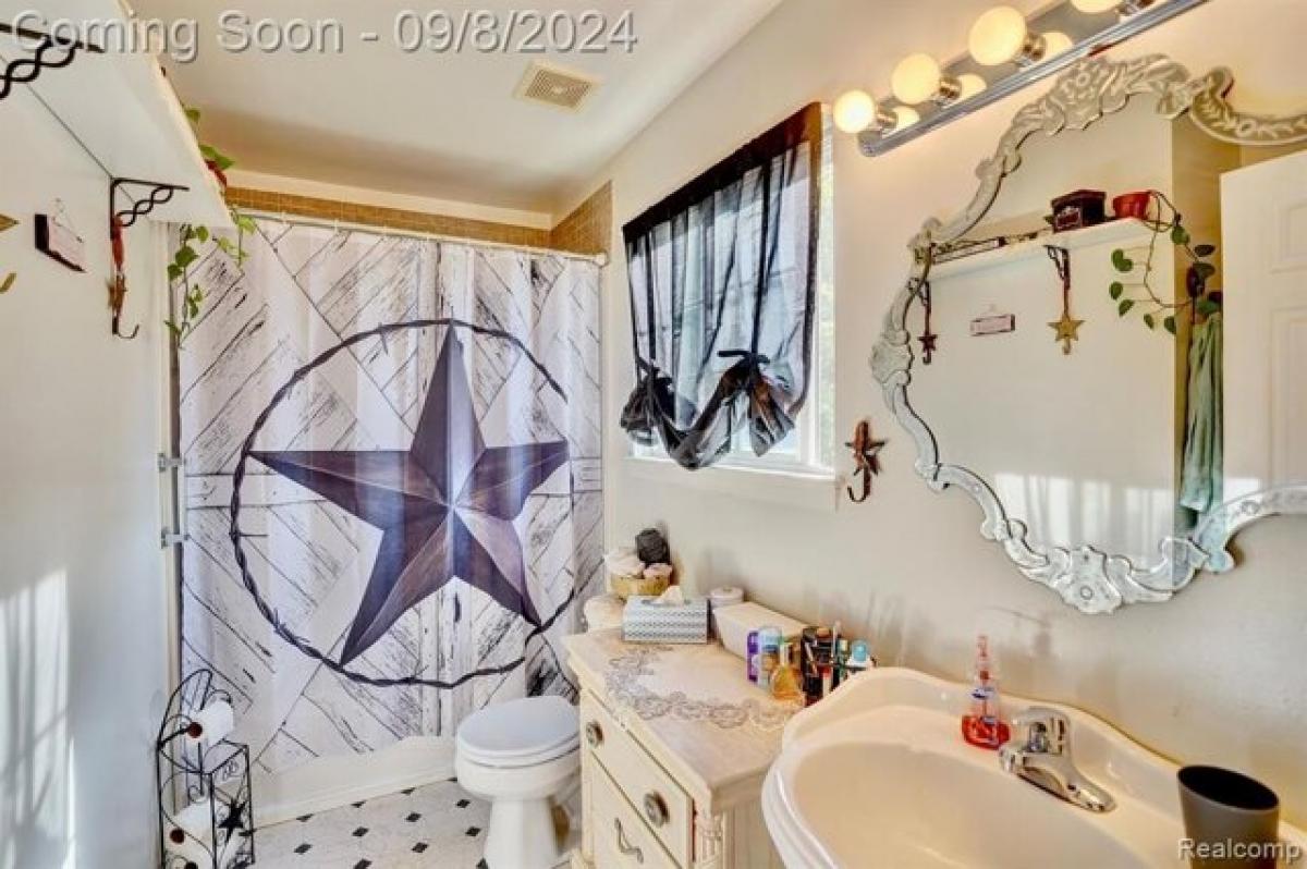 Picture of Home For Sale in Genesee, Michigan, United States