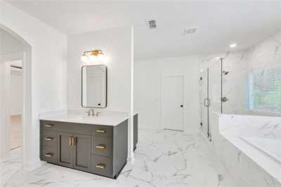 Home For Sale in Johns Creek, Georgia