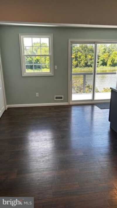 Home For Sale in Croydon, Pennsylvania