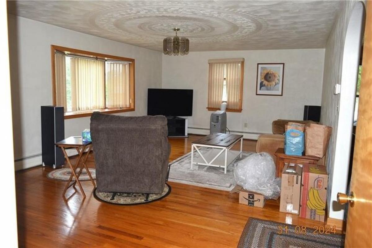 Picture of Home For Sale in Rockwood, Pennsylvania, United States