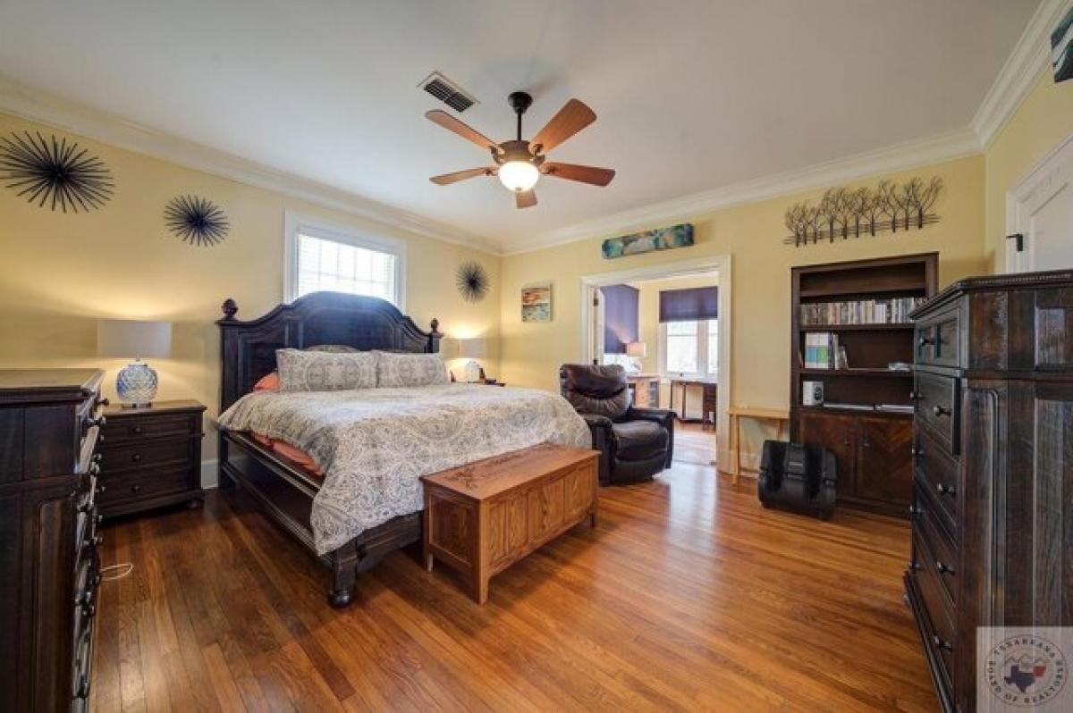 Picture of Home For Sale in Texarkana, Arkansas, United States