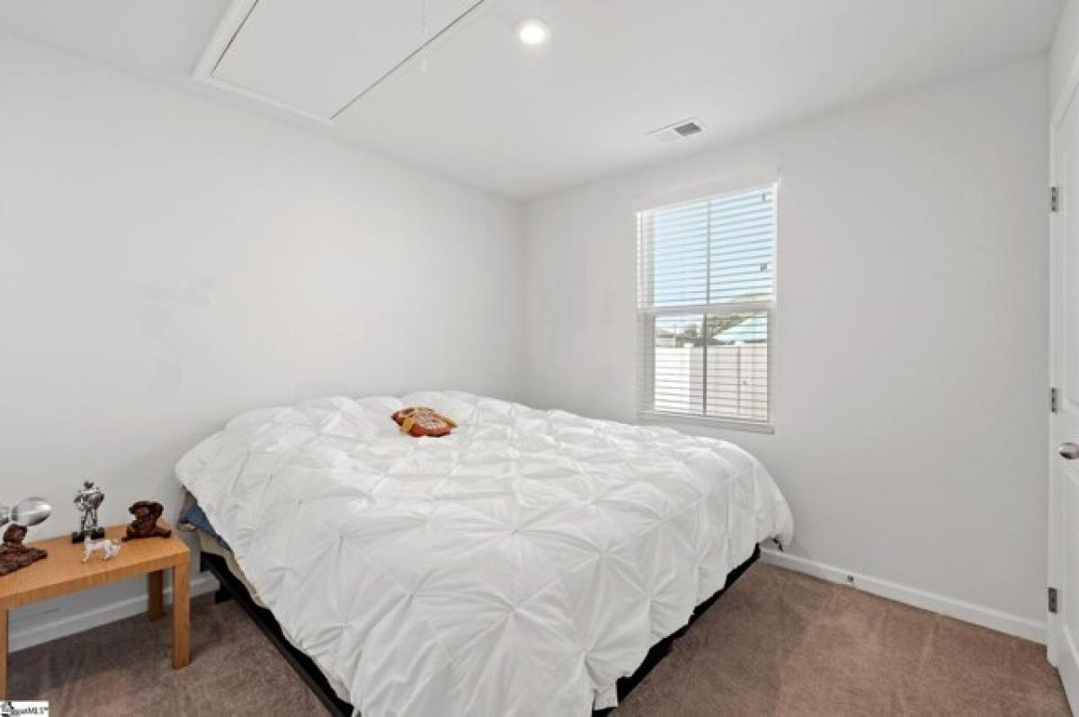 Picture of Home For Sale in Anderson, South Carolina, United States