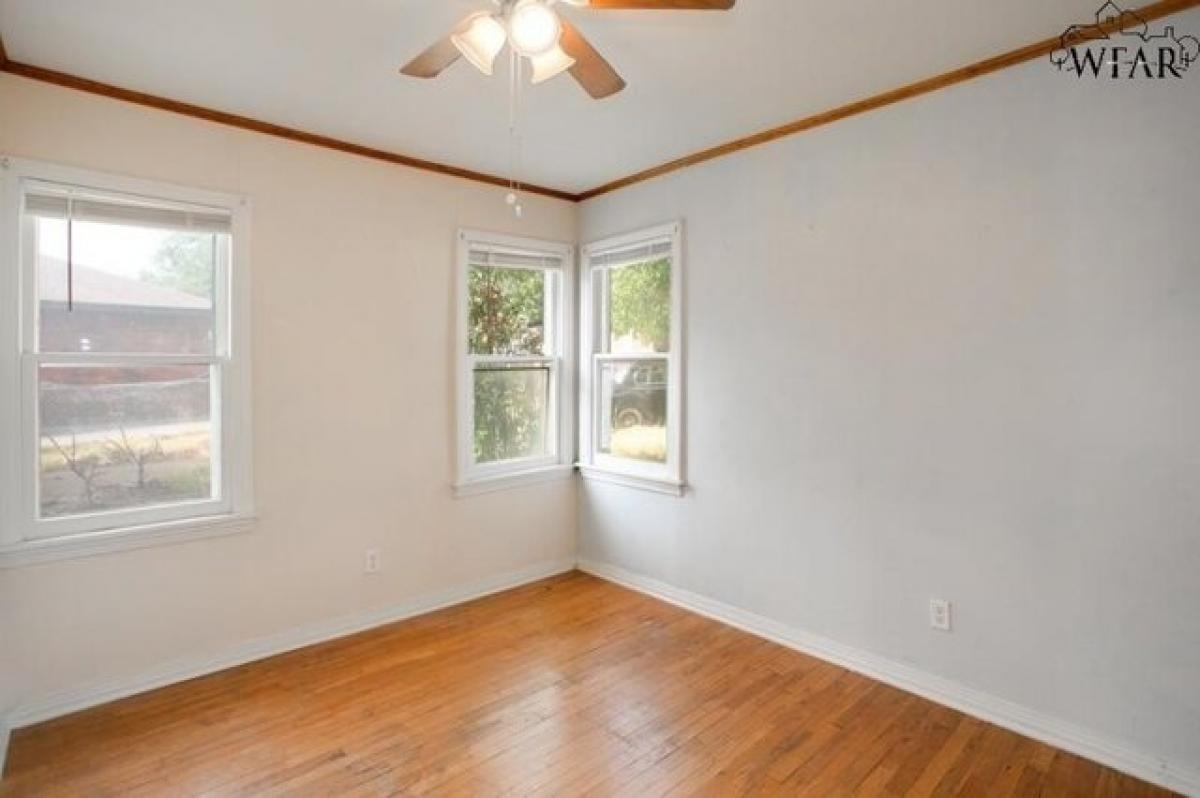 Picture of Home For Sale in Wichita Falls, Texas, United States