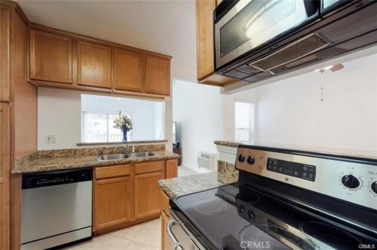 Picture of Home For Rent in Santa Ana, California, United States