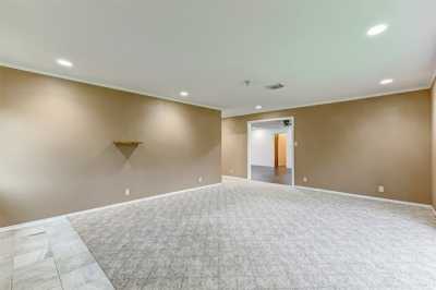 Home For Sale in Lake Jackson, Texas