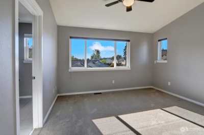 Home For Rent in Kirkland, Washington