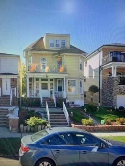 Home For Sale in Bayonne, New Jersey