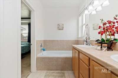 Home For Sale in Mountain Home, Idaho