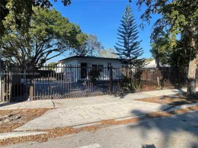 Home For Rent in Opa Locka, Florida