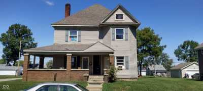 Home For Sale in Elwood, Indiana