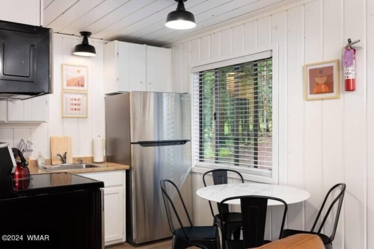 Picture of Home For Sale in Greer, Arizona, United States