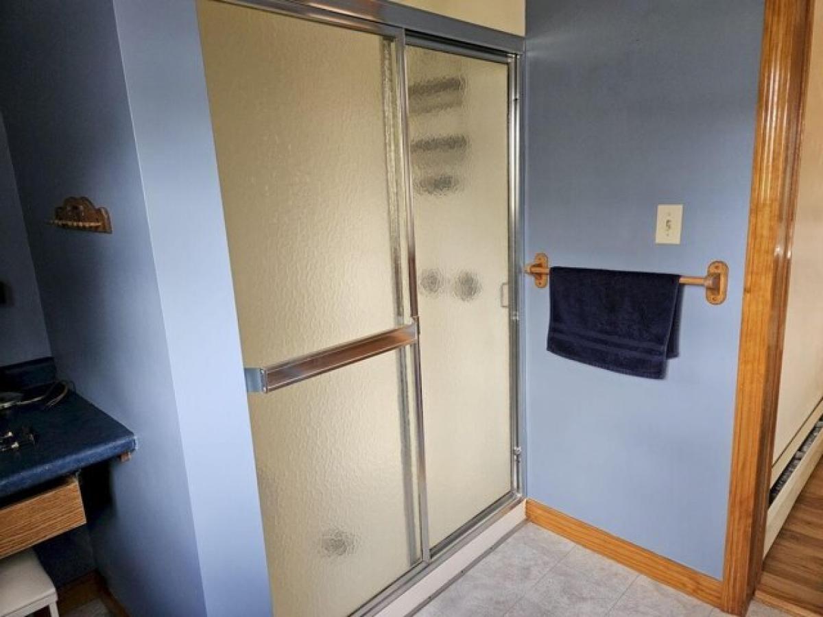 Picture of Home For Sale in Madison, Maine, United States