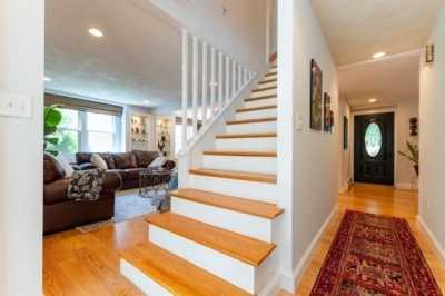 Home For Sale in Burlington, Massachusetts