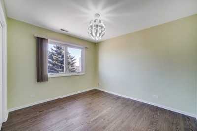 Home For Rent in Wheeling, Illinois