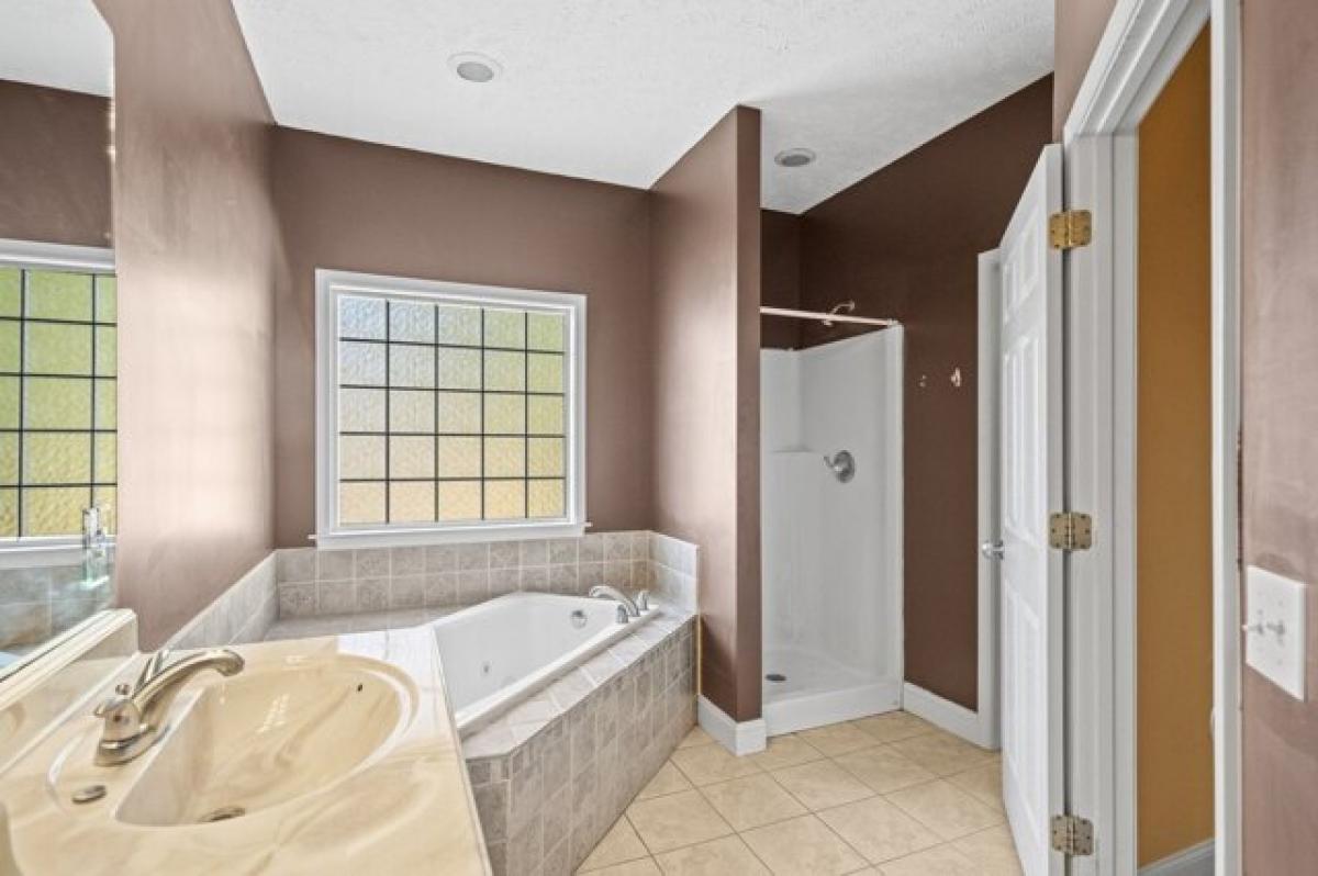 Picture of Home For Sale in Springfield, Tennessee, United States