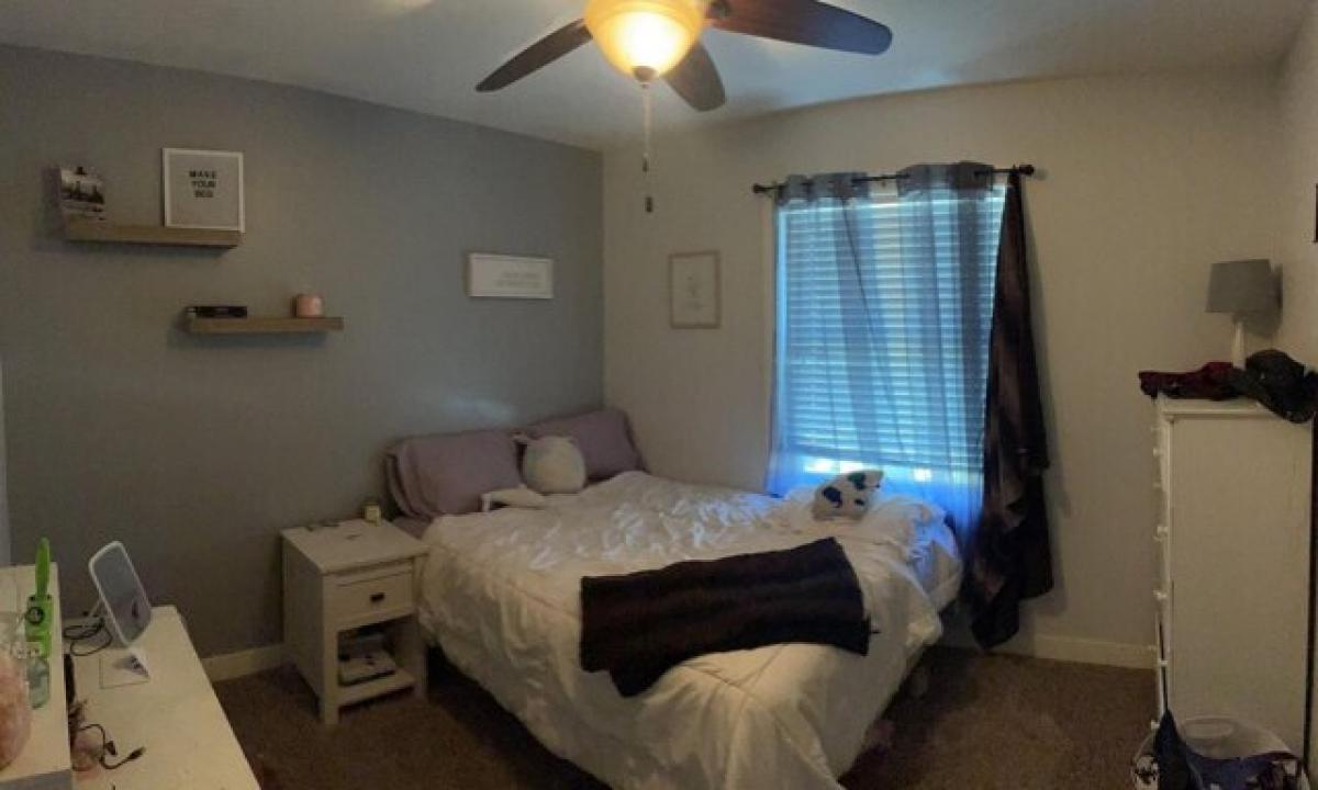 Picture of Home For Sale in Gothenburg, Nebraska, United States