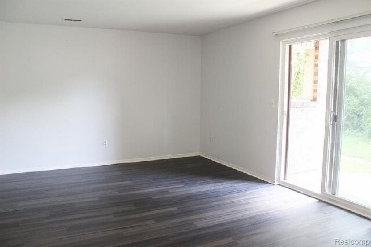 Picture of Apartment For Rent in Madison Heights, Michigan, United States