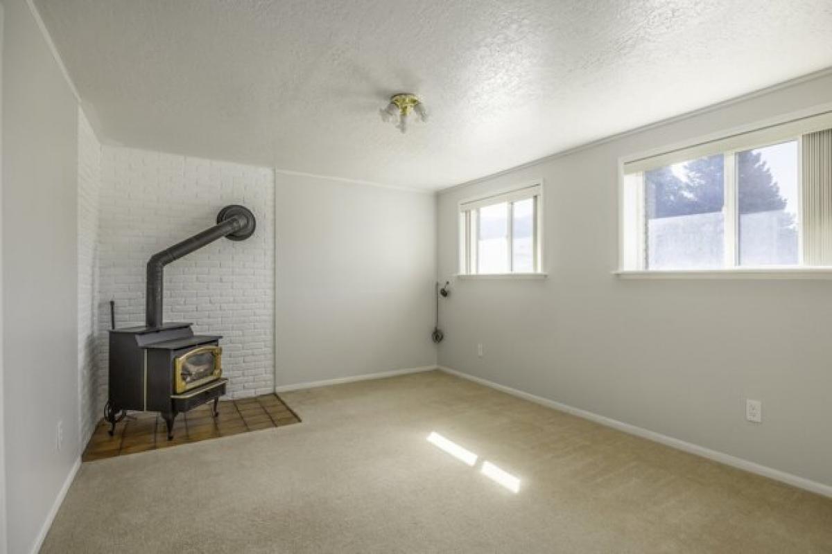 Picture of Home For Sale in Layton, Utah, United States